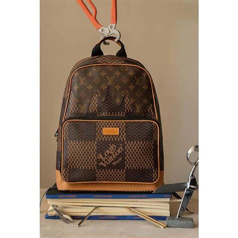 lv giant damier